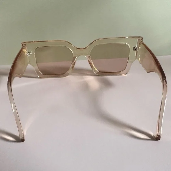 Peach Oversized Square Glasses with Protective Case - Picture 4 of 6